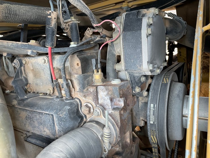caterpillar-416d-image-49