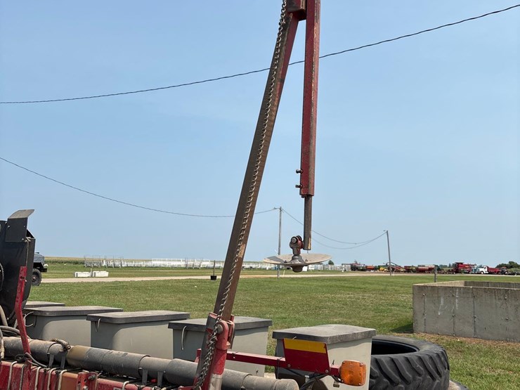 case-ih-1200-image-15
