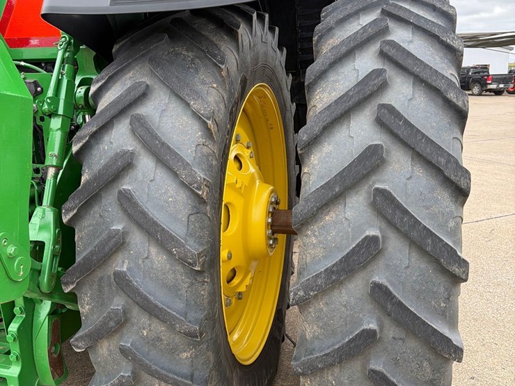 2022-john-deere-8r-280-image-16