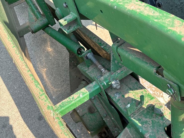 john-deere-920-image-30