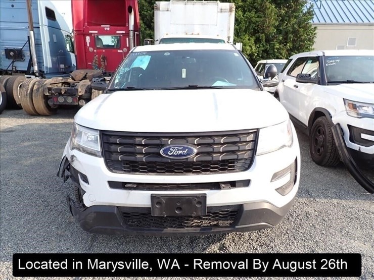 2019-ford-explorer-image-11