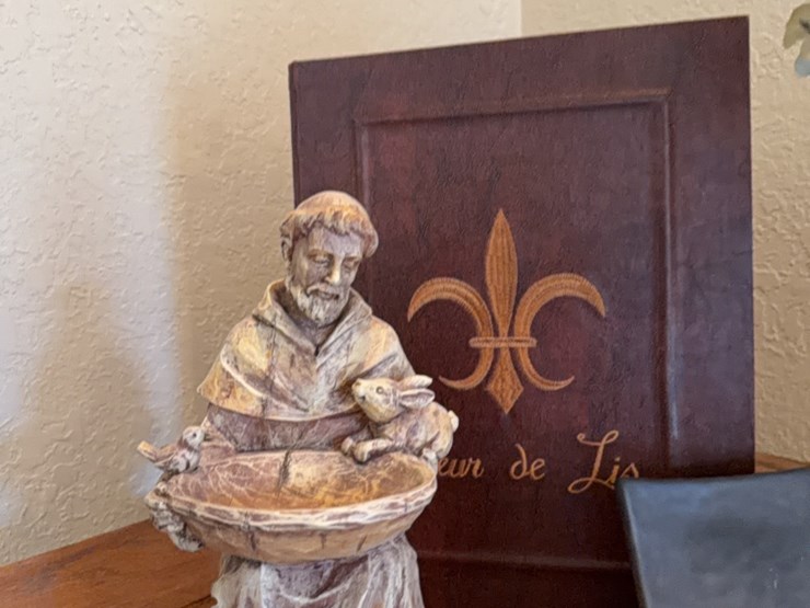 decor-for-top-of-curio-cabinet-image-10