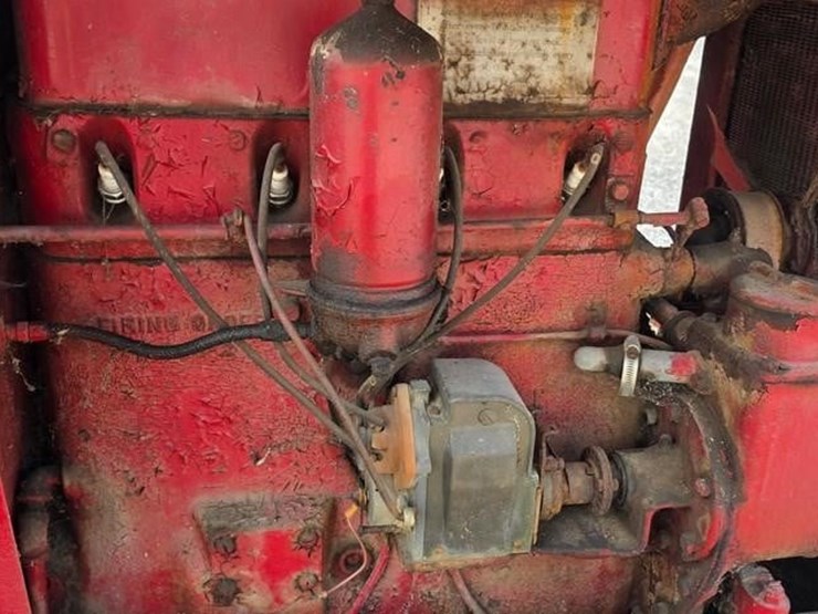 mccormick-deereing-1020-tractor-(not-running)-image-19