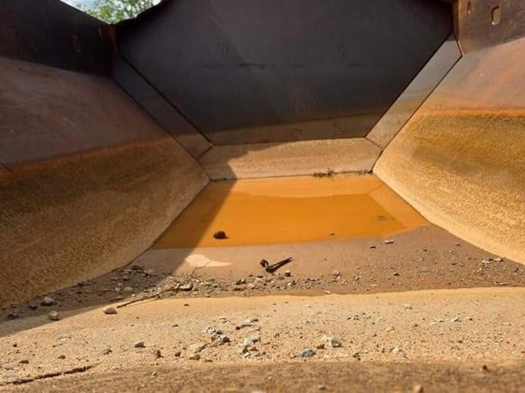 2011-caterpillar-740-image-25