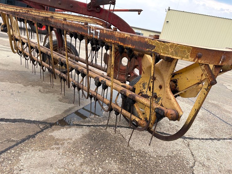 new-holland-56-image-9