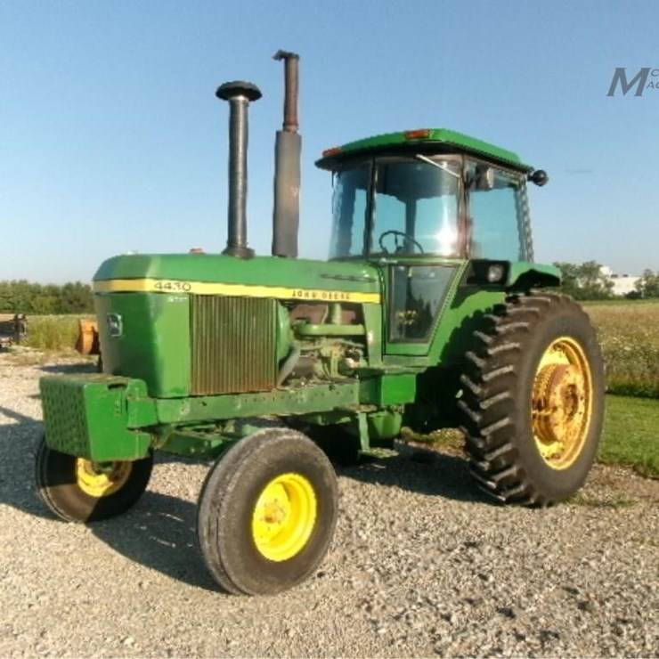 1976 JOHN DEERE 4430