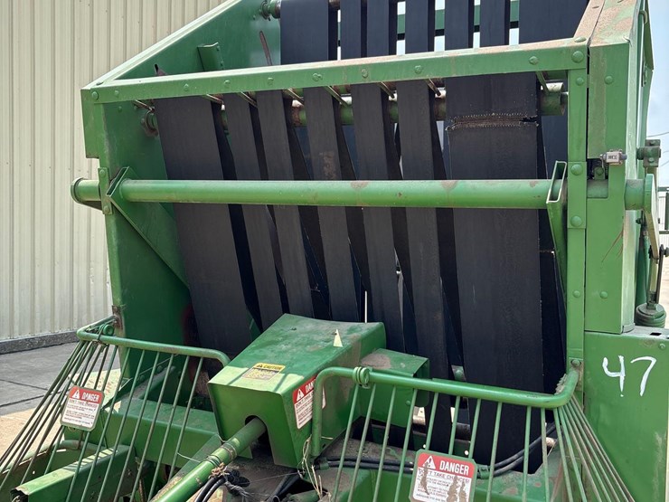 john-deere-510-image-16