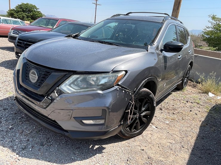 2018-nissan-rogue-image-73
