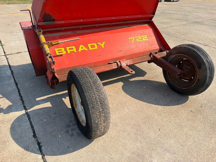 brady-722-image-4