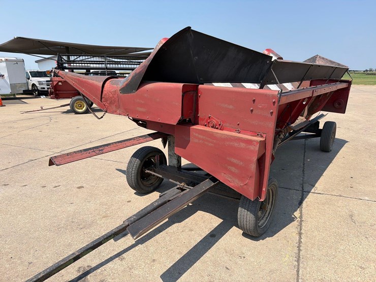 case-ih-1063-image-4