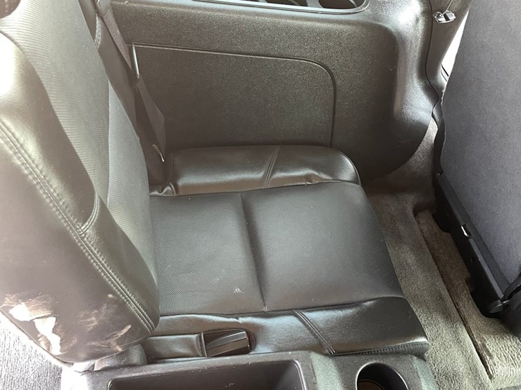 2009-cadillac-escalade-image-90