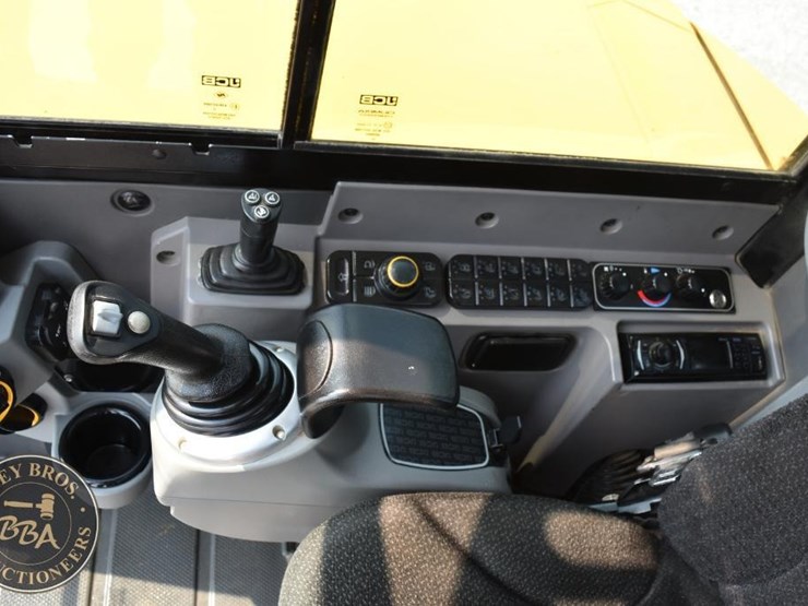 2024-jcb-50z-1-image-57