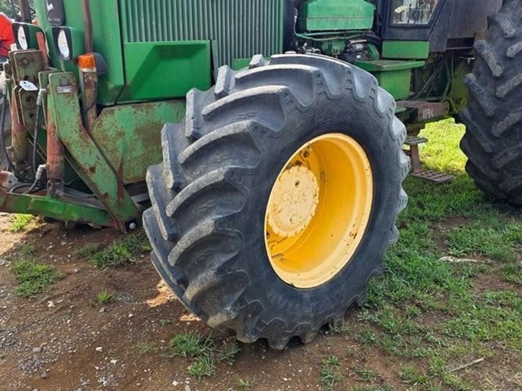 john-deere-4850-image-32