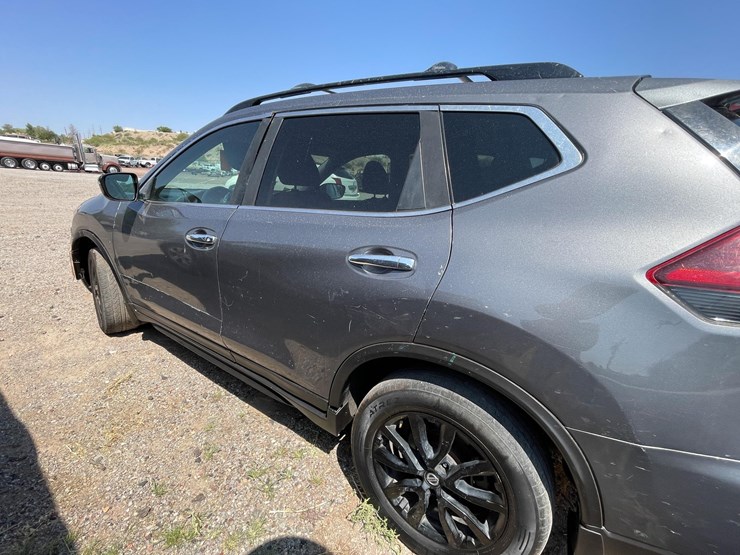 2018-nissan-rogue-image-10