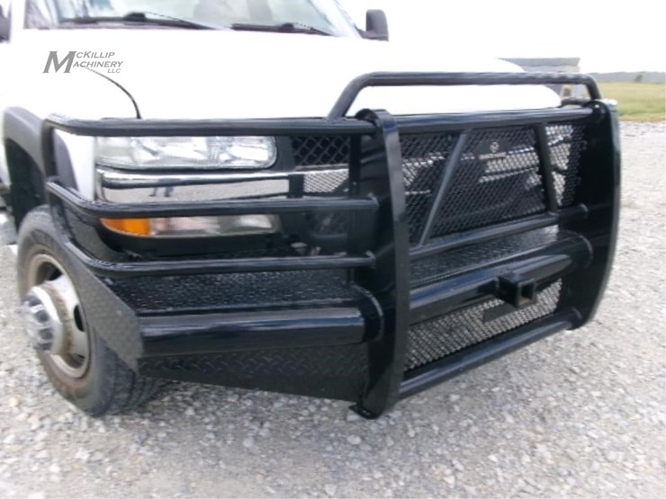2001-chevrolet-silverado-3500-image-5