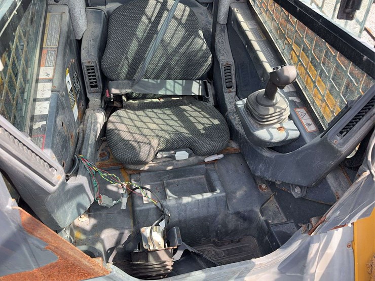 deere-328d-image-8
