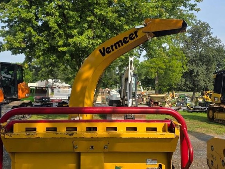 2016-vermeer-bc700xl-image-15
