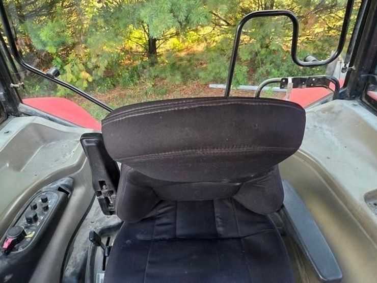case-ih-jx100u-image-50