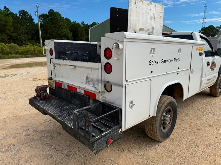 2002-gmc-2500hd-image-6