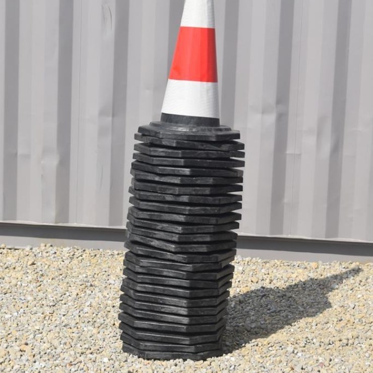 SAFETY CONES 48551