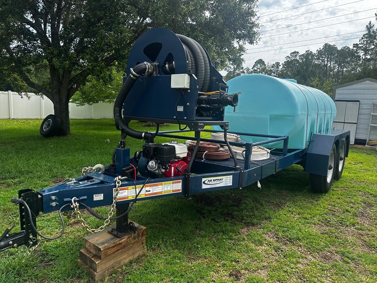 pristine-ag-spray-tanker-trailer-with-1610-gallon-tank-and-as300-pump-image-5