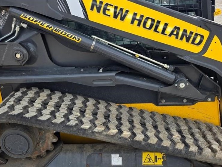 2022-new-holland-c345-image-12