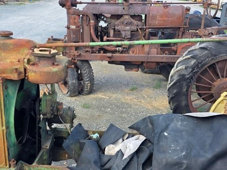 john-deere-tractor-(not-running)-image-14