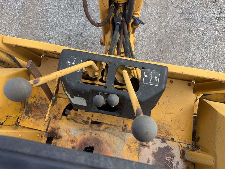 deere-310c-image-10