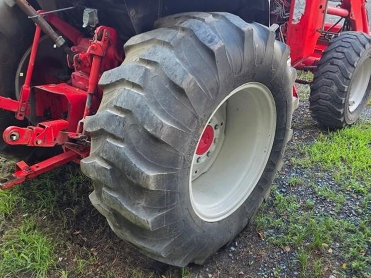 new-holland-boomer-8n-image-19