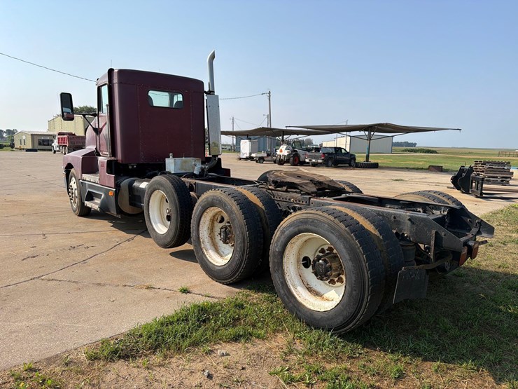 1993-kenworth-t600-image-5
