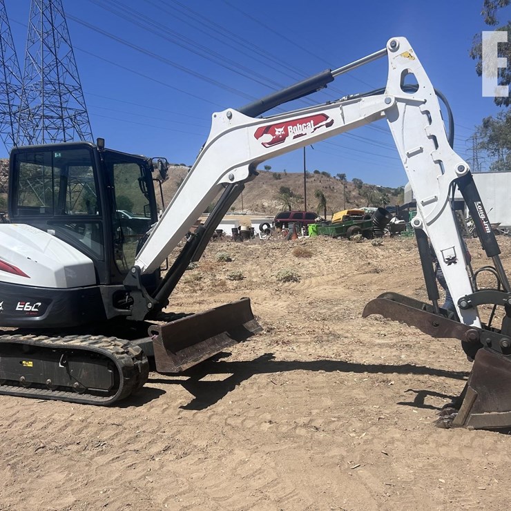 2022 BOBCAT E60