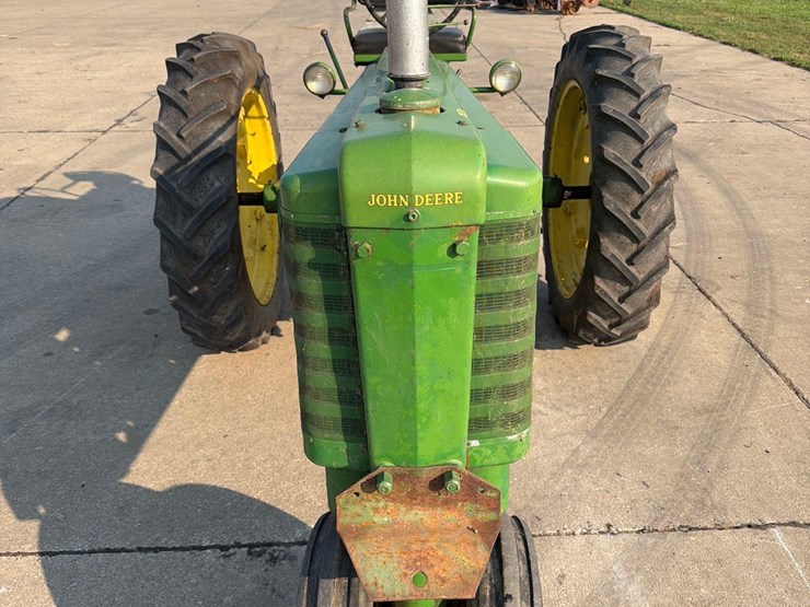 john-deere-b-image-11