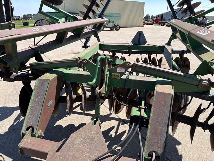 john-deere-630-image-28