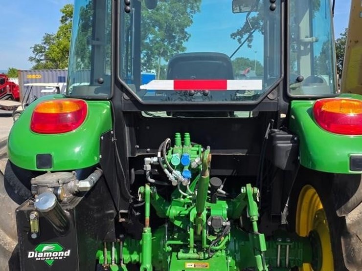 john-deere-5100e-image-25