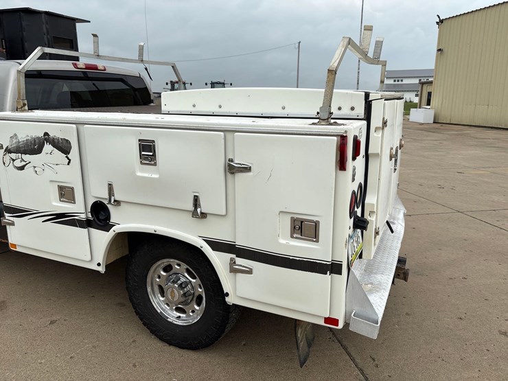 1999-chevrolet-k2500-image-5