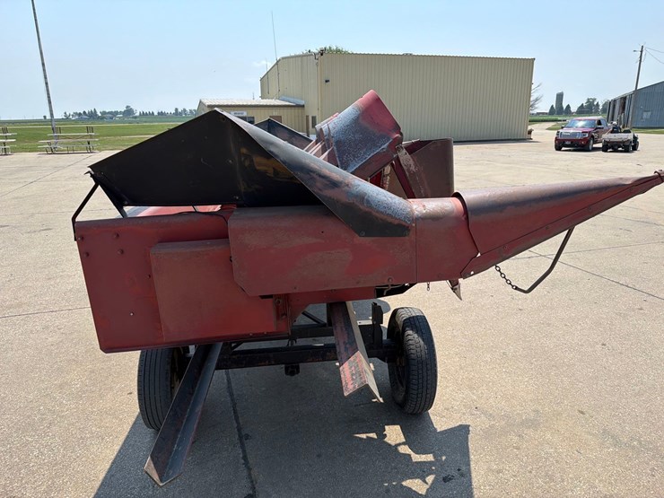 case-ih-1063-image-3