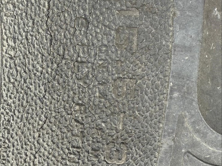 15.5-38-tires-(2)-image-6