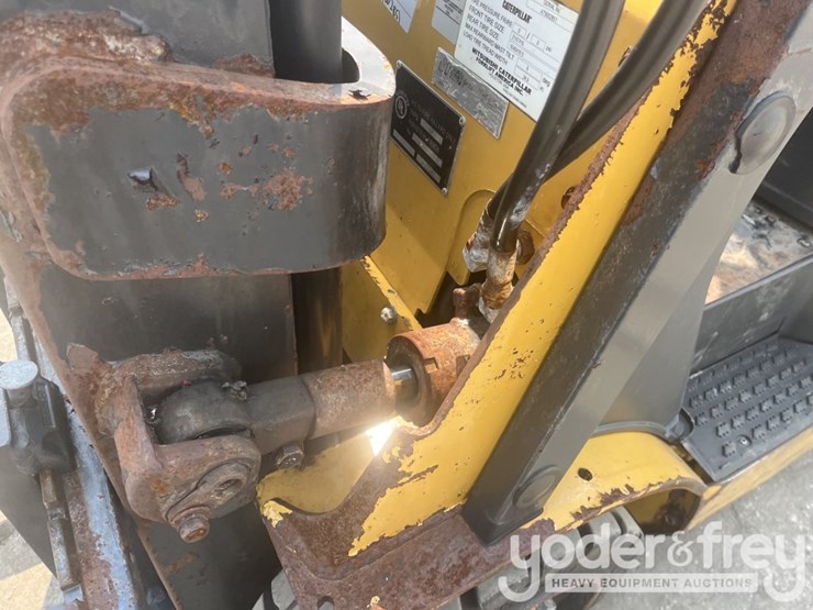 caterpillar-c5000-image-16