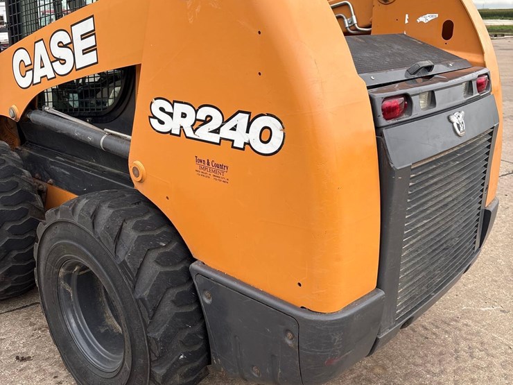case-sr240-image-23