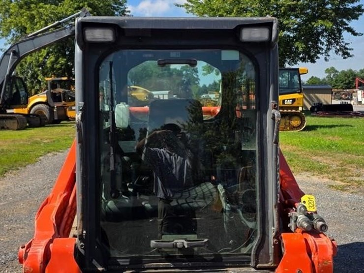 kubota-svl75-2-image-39