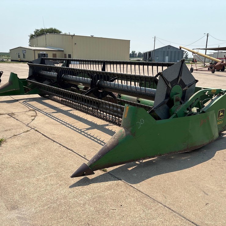 JOHN DEERE 920