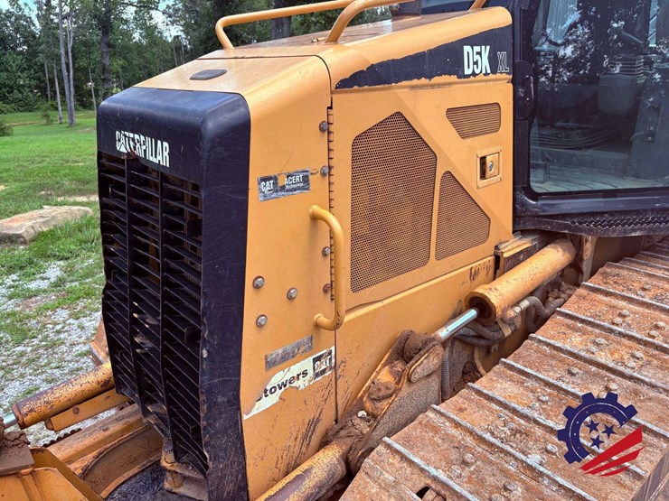 2009-caterpillar-d5k-xl-image-10