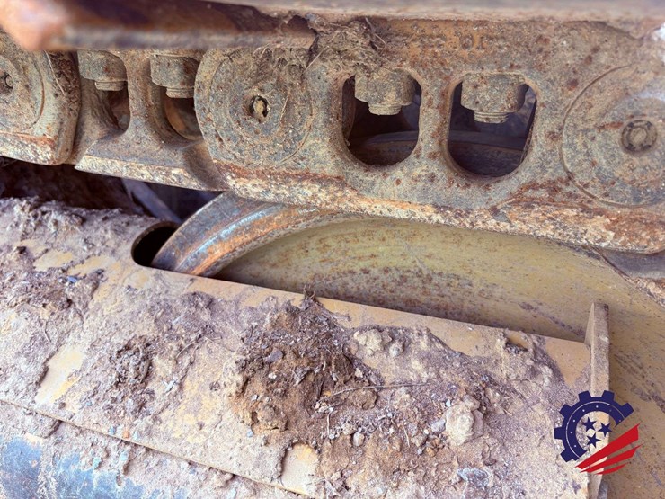 2009-caterpillar-d5k-xl-image-38