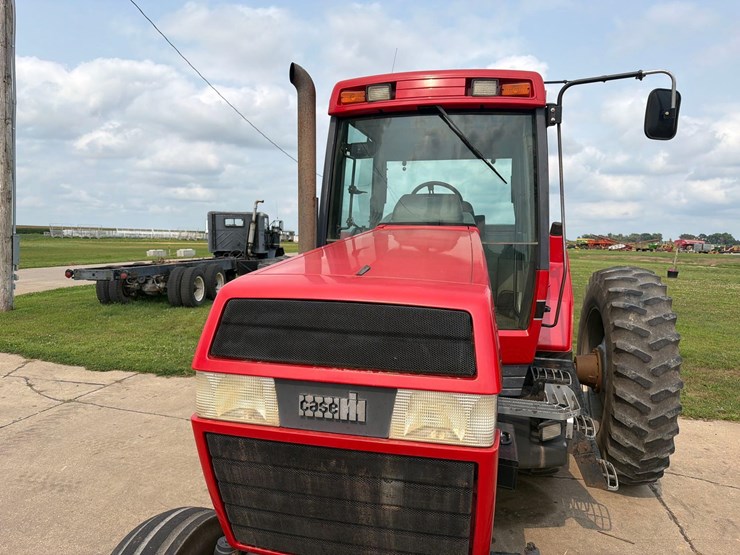 case-ih-7130-image-11