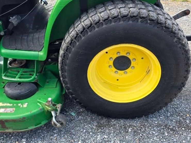 2013-john-deere-3520-image-22