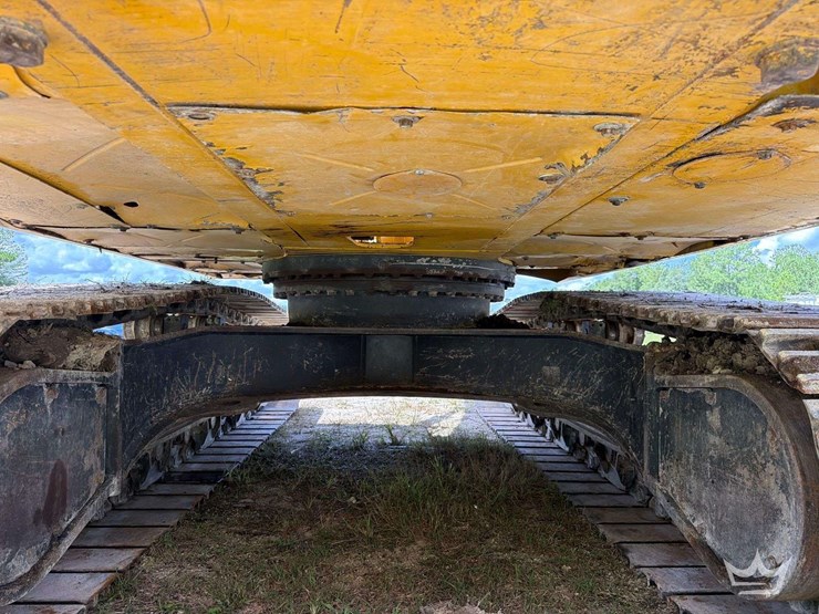 2020-komatsu-pc360-lc-11-image-32