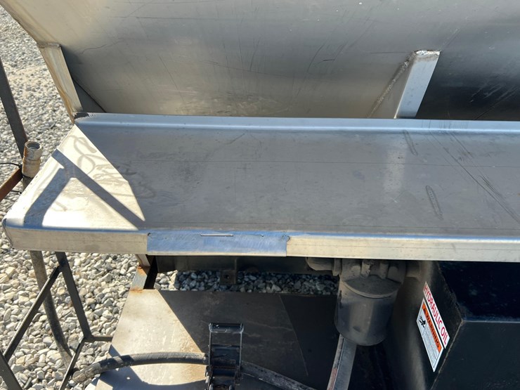 no-reserve---adams-truck-mount-tender---no-fees-image-10