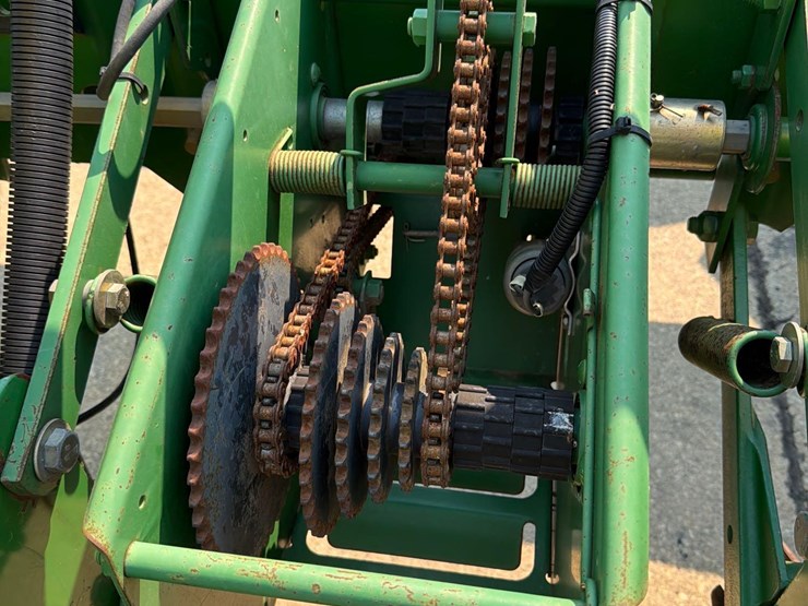 1994-john-deere-7200-image-32