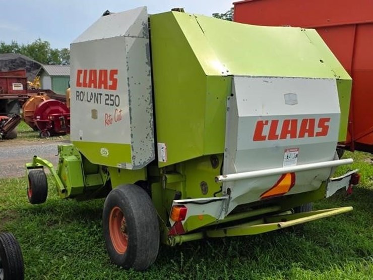 claas-rollant-250rc-image-3
