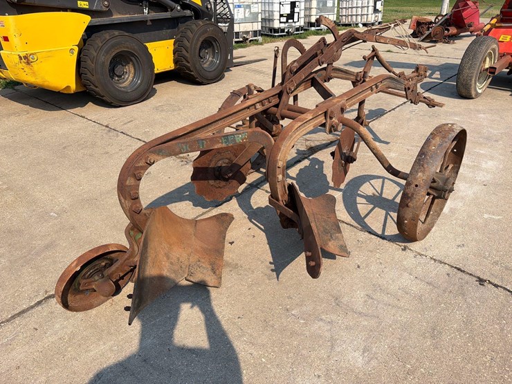 john-deere-2-image-2